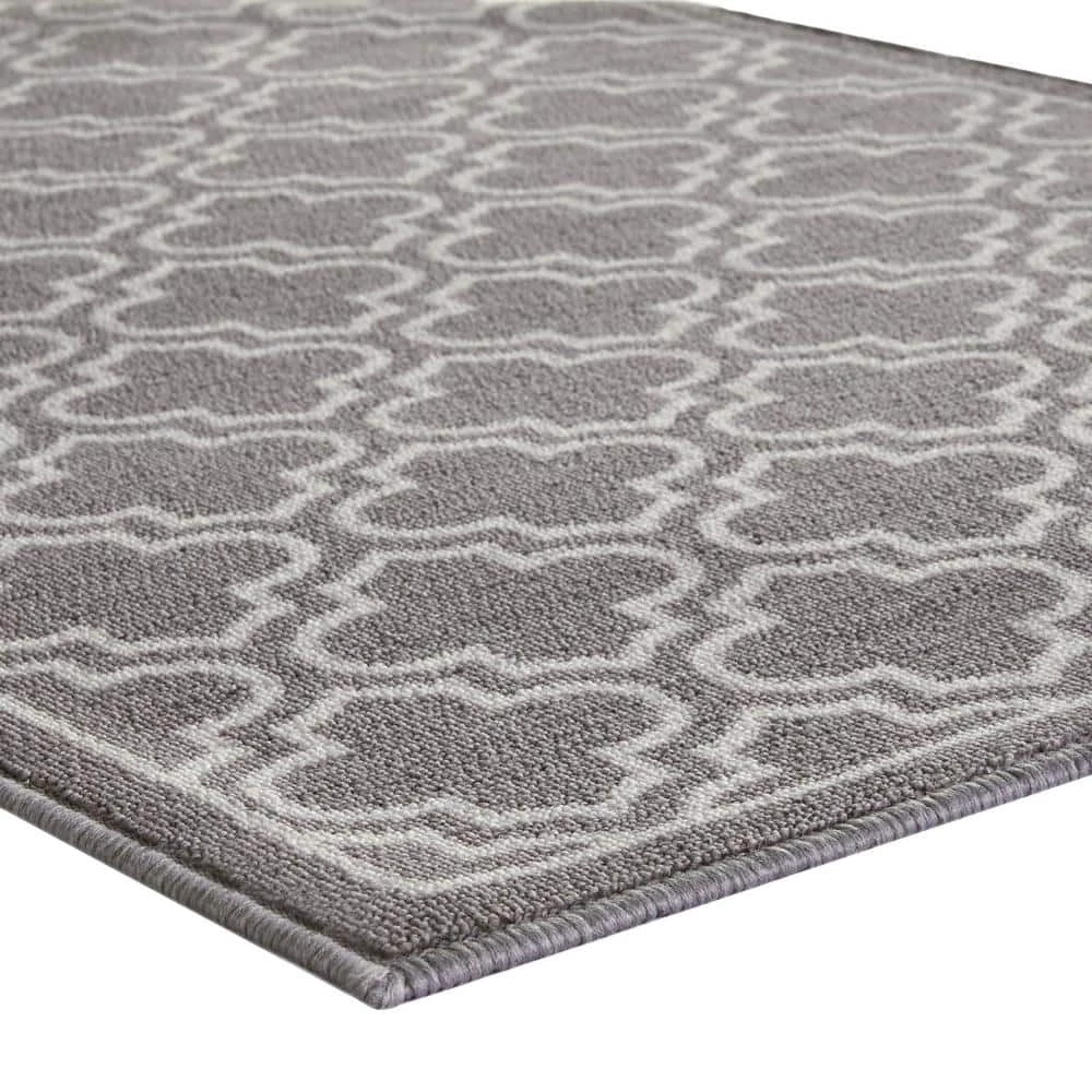 Trellis Grey 2 ft. 6 in. x 4 ft. Accent Rug by TrafficMaster 6 Trellis Grey 2 ft. 6 in. x 4 ft. Accent Rug by TrafficMaster - Image 4